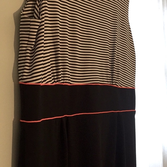 2 piece dress with jacket - Picture 5 of 8